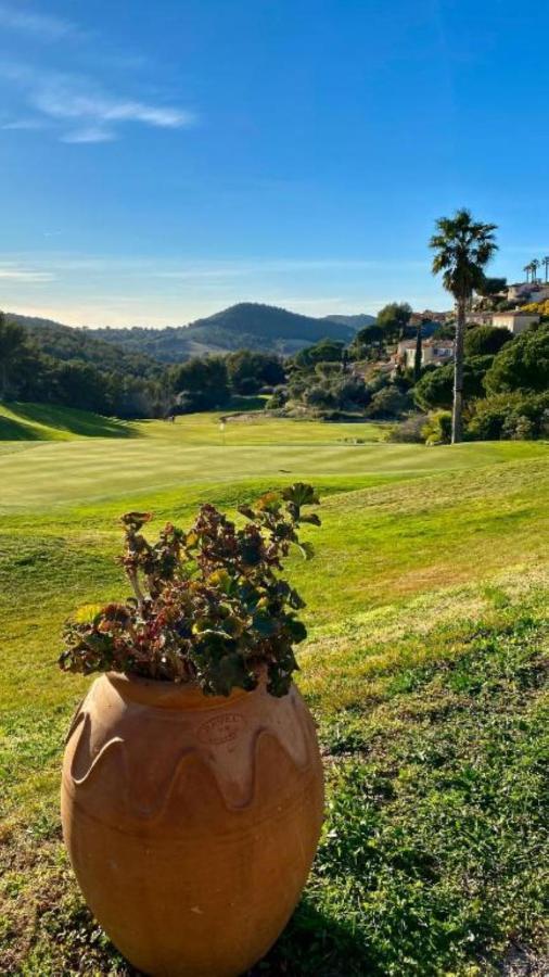 Superbe Villa-Domaine Avec Golf Piscine Et Tennis サン・シル・シュル・メール エクステリア 写真