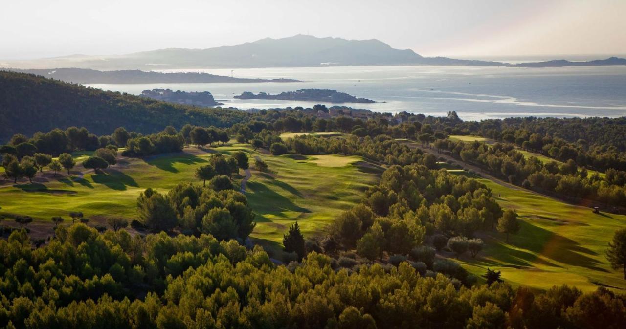 Superbe Villa-Domaine Avec Golf Piscine Et Tennis サン・シル・シュル・メール エクステリア 写真