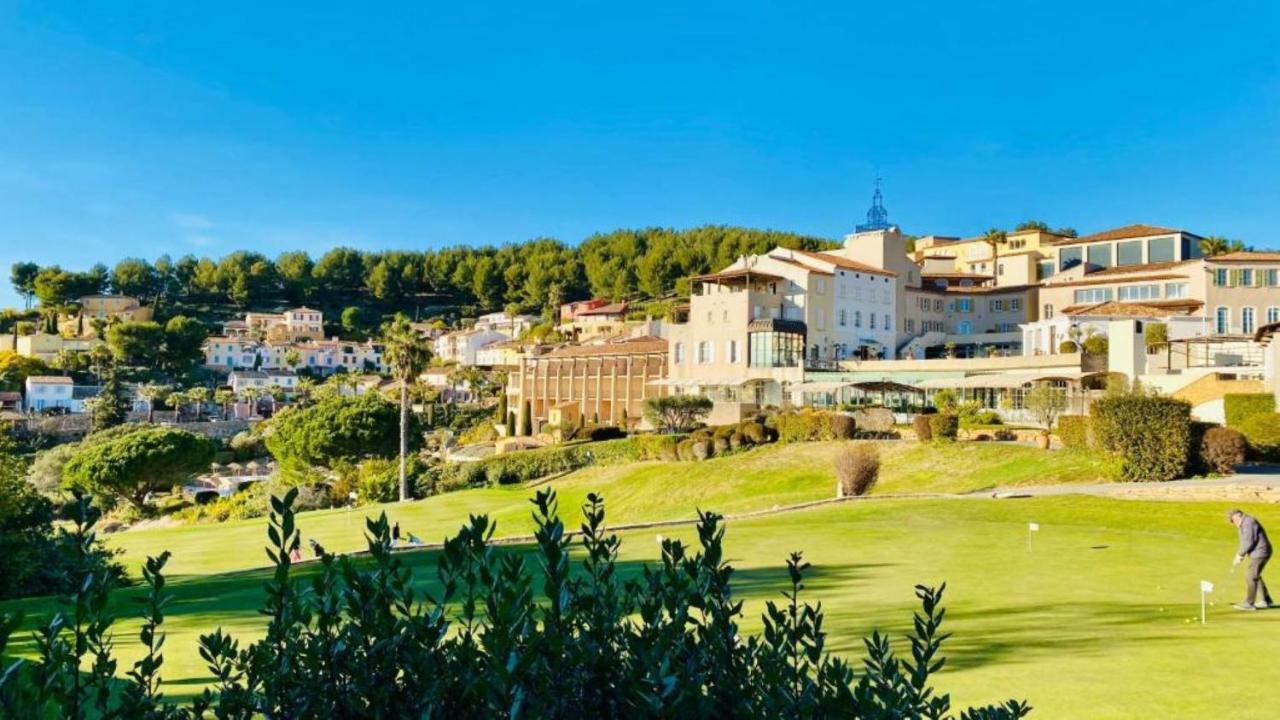 Superbe Villa-Domaine Avec Golf Piscine Et Tennis サン・シル・シュル・メール エクステリア 写真